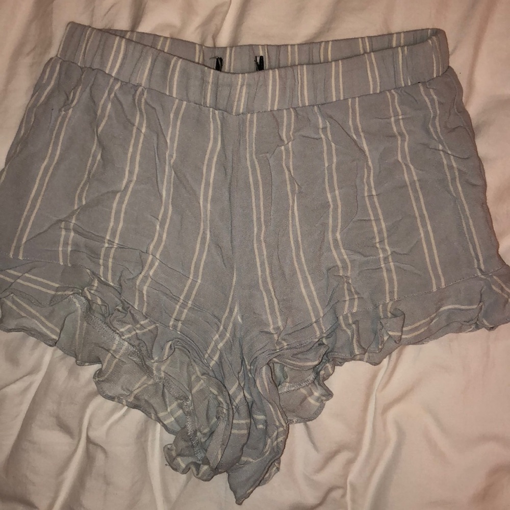 s blue & white pacsun striped flowy shorts!